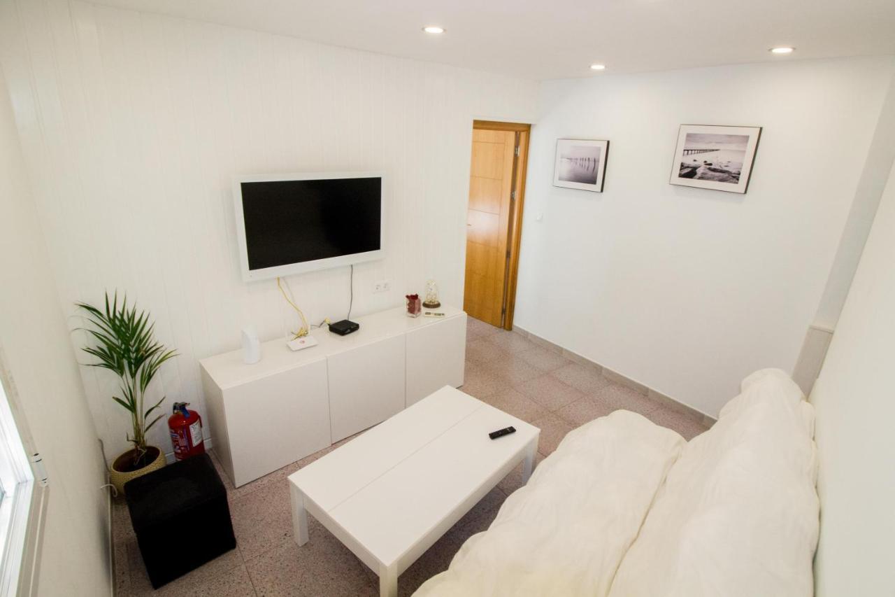 Coqueto Apartamento 50M De Playa Torre Del Mar Exteriör bild
