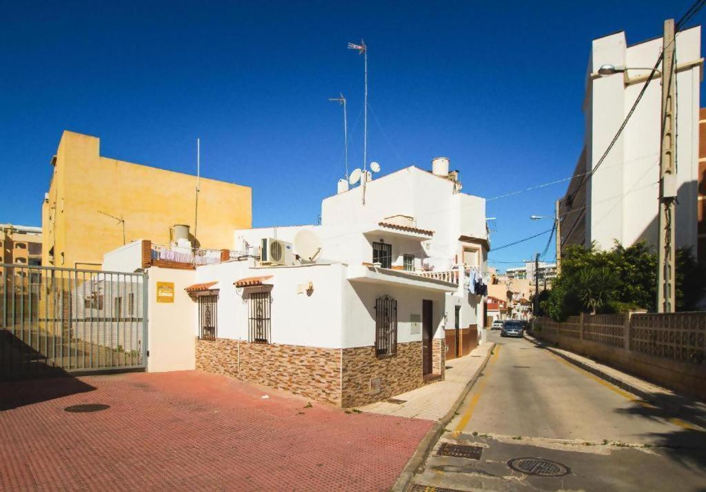 Coqueto Apartamento 50M De Playa Torre Del Mar Exteriör bild